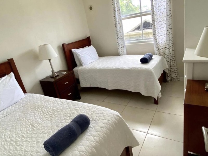 4 bed Beach View, Gated Community For Rent in St. James, - thumb 9